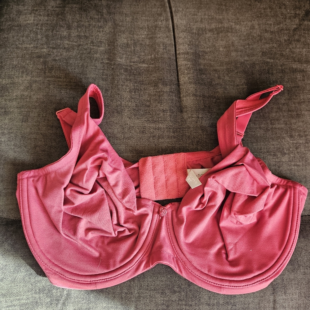 Victoria's Secret Pink 38DD Bra NEW!
